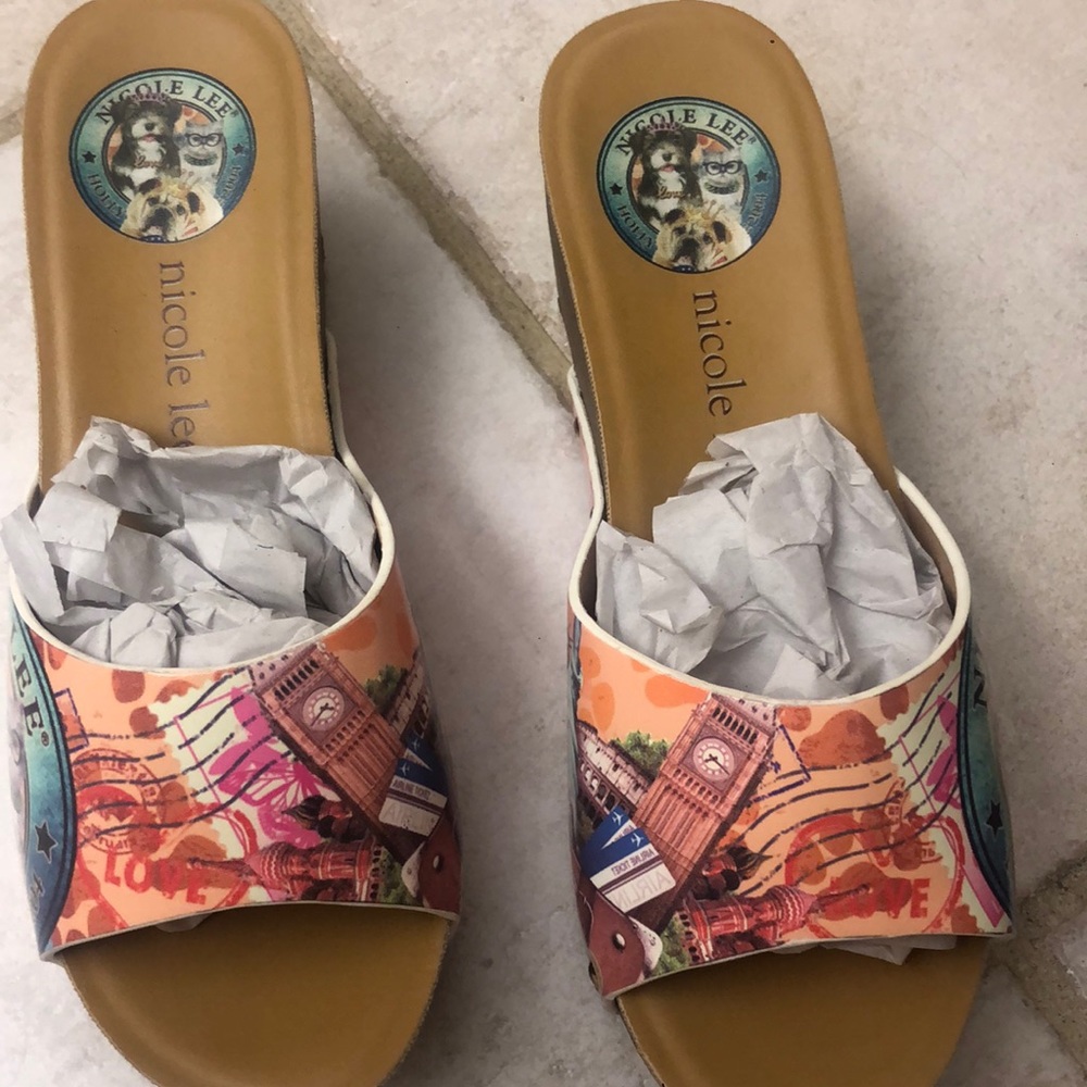 Nicole lee wedge